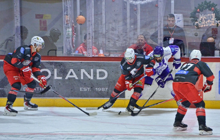 DVTK Jegesmedvék - UTE 2-4