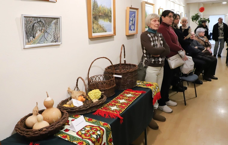 A Diósgyőri Kocsis Pál Kertbarát Kör kiállítása az Adyban