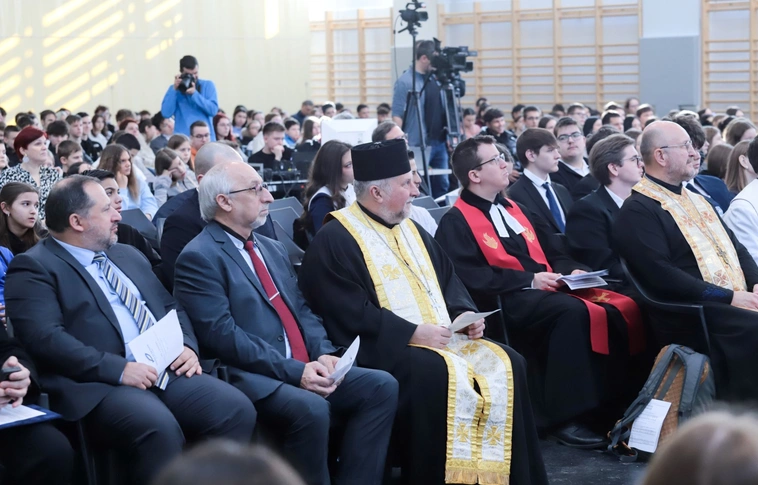 Ökumenikus ifjúsági ima a Lévayban