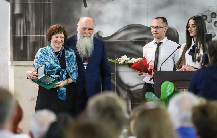 Baka András a  Nemzetközi Hungarológiai Kongresszuson az egyetemen