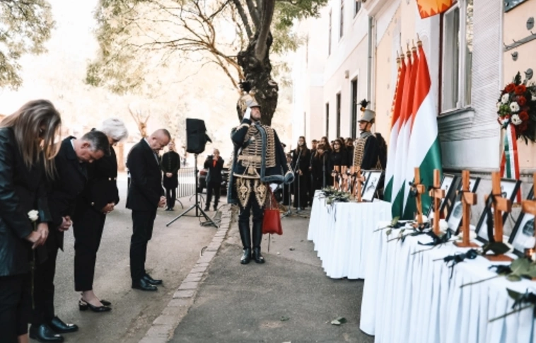 Aradi vértanúk megemlékezés