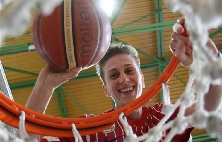Szezonzáró edzés a DVTK kosaras lányaival