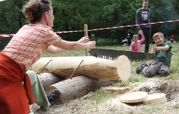 Fakitermelő verseny Garadnán