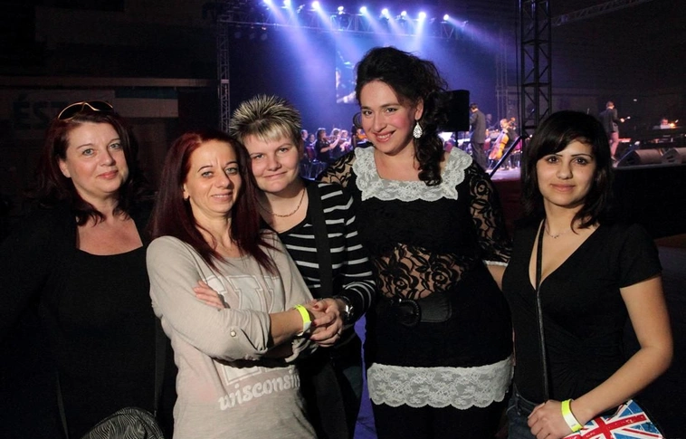 Valentin napi koncert a sportcsarnokban