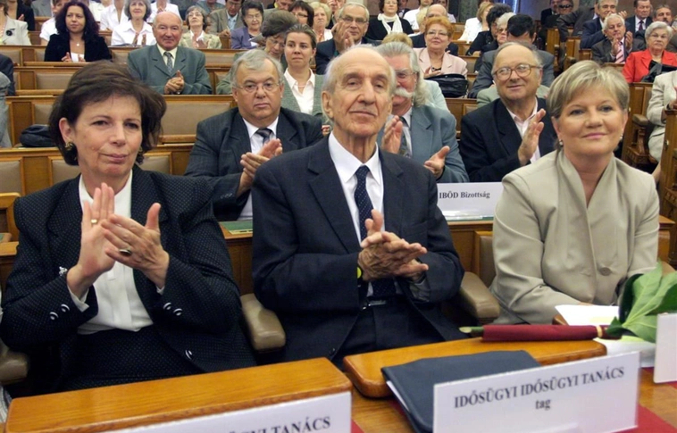 A Miskolci Idősügyi Tanács miniszteri elismerése