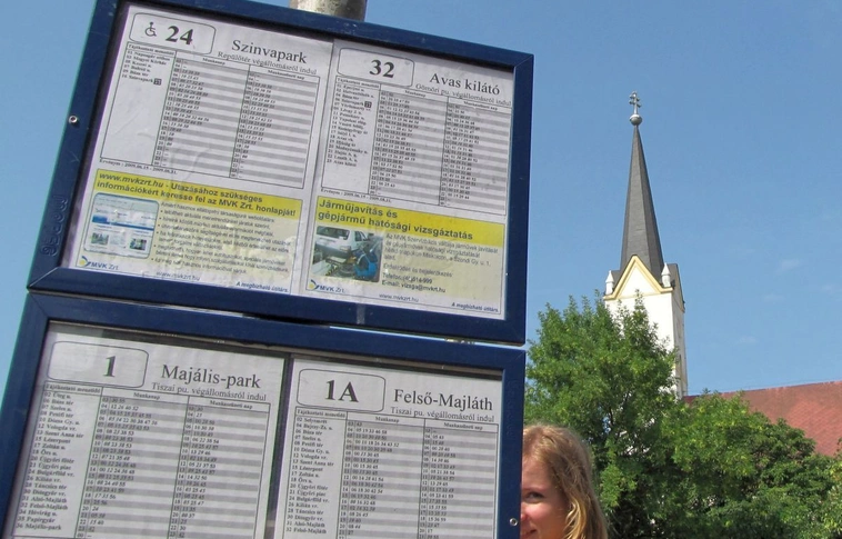 Ideiglenes buszmegálló