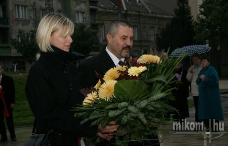 Ünnepi megemlékezés a Hősök terén