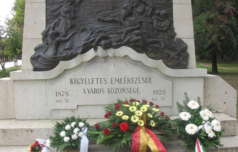 Az árvíz áldozataira emlékeztek