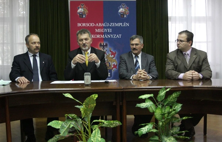 Élő Energia 2009 konferecia a megyeházán.