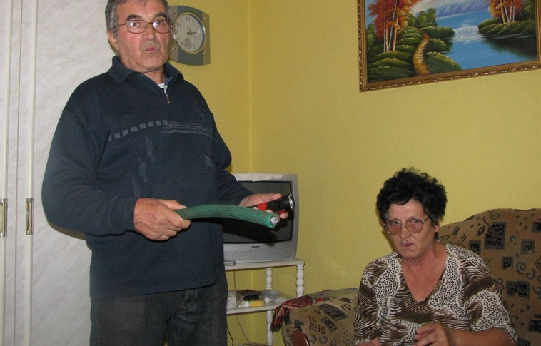 Pelenkák potyognak az égből