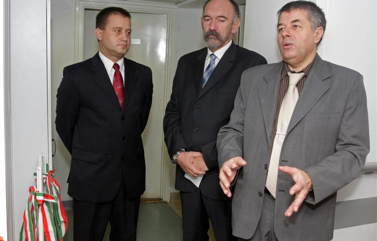 Digitális mammográf átadása a megyei kórházban