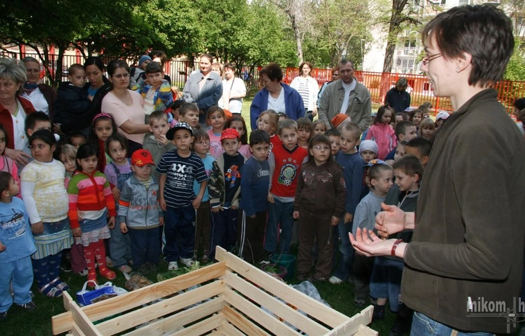 Parkosítás a Föld Napja alkalmából a Szinva-Népkerti Óvodában