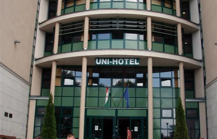 Magyarországi Ifjúsági Szállások Szövetségének szakmai tanácskozása az Uni-Hotelben