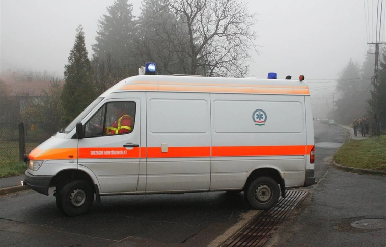 Tűz Komlóstetőn