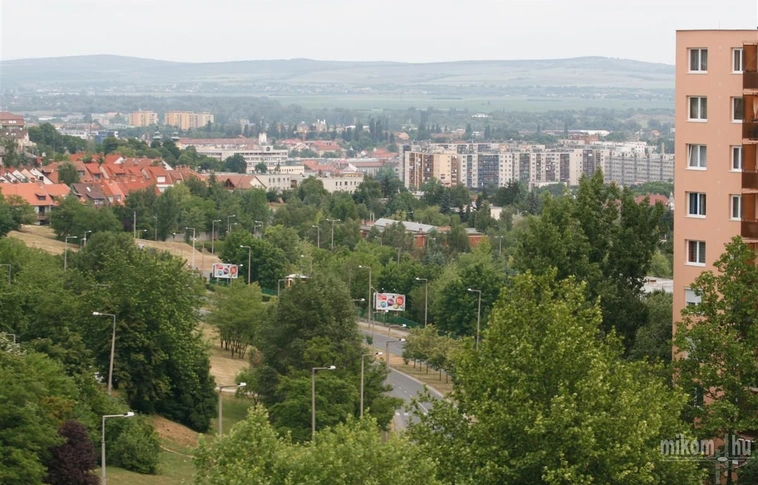 Új jelzőlámpa az Avas legforgalmasabb kereszteződésébe