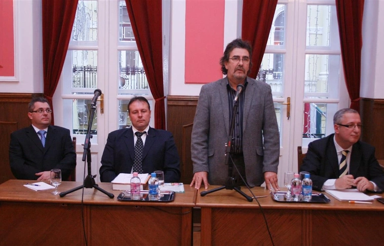 Sajtótájékoztató az állatok karácsonyáról