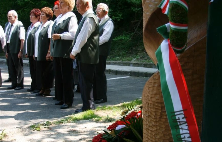 Geológiai konferencia és koszorúzás Lillafüreden