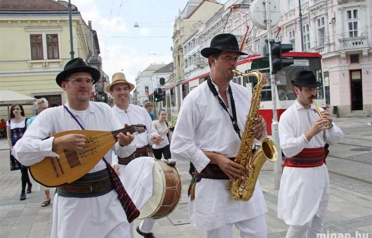 Kedvcsináló a Borsodi Fonóra