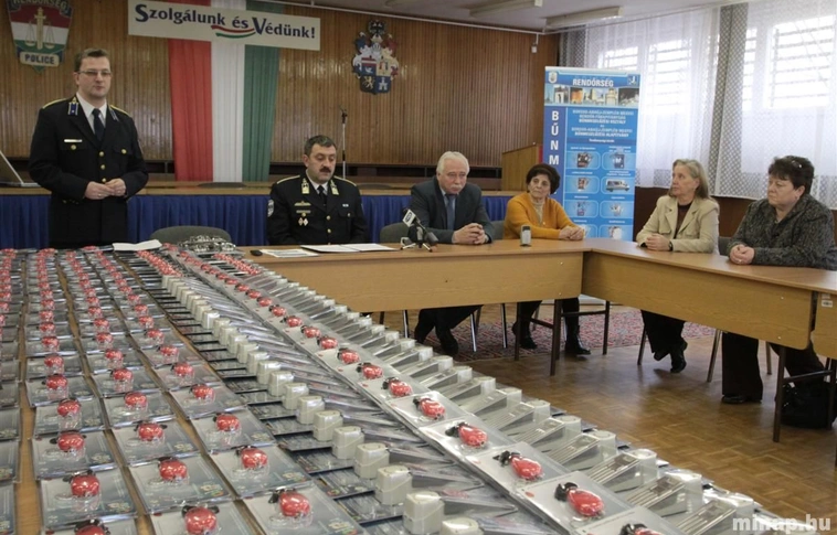 Bűnmegelőzést szolgáló technikai eszközöket adtak át