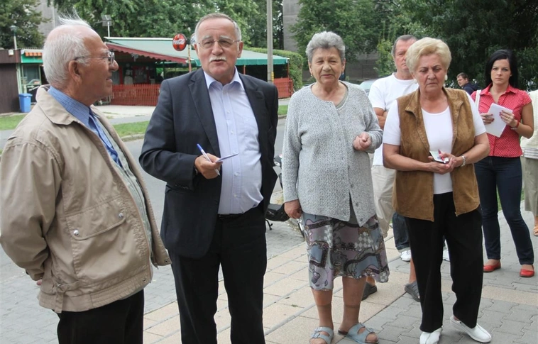 Lakossági találkozót tartott Cseh László önkormányzati képviselő