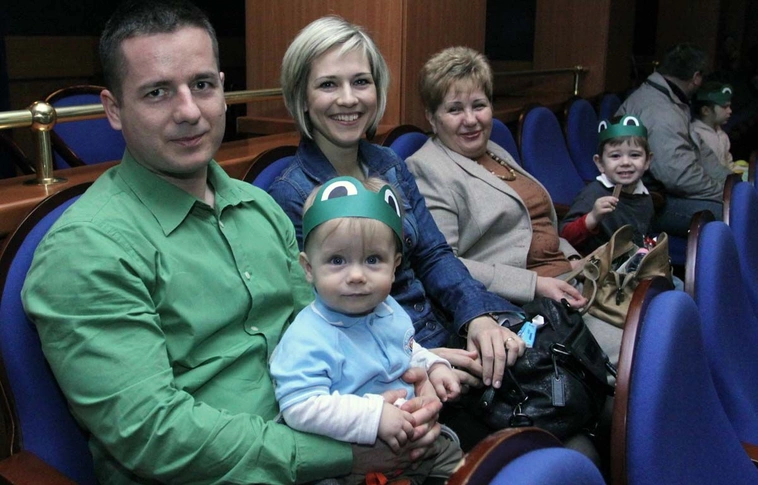A Csiribiri Együttes élő koncertje Bobóval a Művészetek Házában
