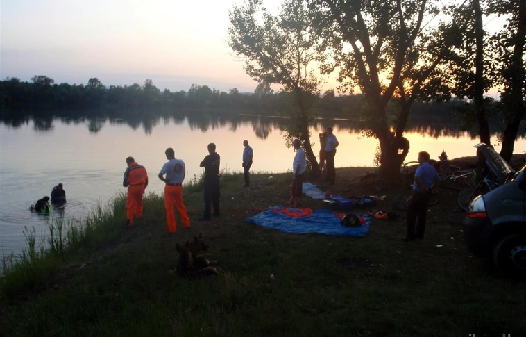 Vízbe fulladt fiatal után kutattak a Spiderek a Csorba tavon