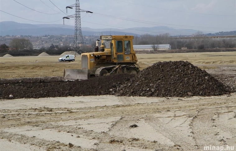 Épül az infrastruktúra a Déli Ipari Parkban
