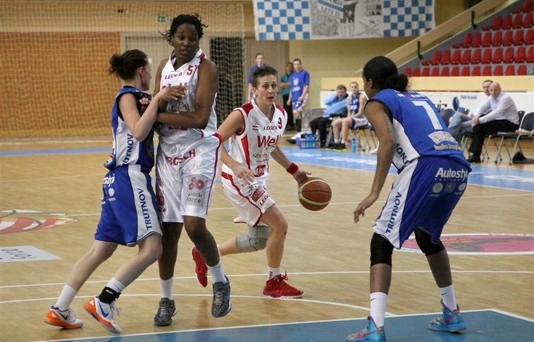 Work Force DKSK-Miskolc - Kara Trutnov női nemzetközi kosárlabda mérkőzés