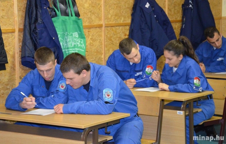 Elsősegélyverseny a Rendészeti Szakközépben