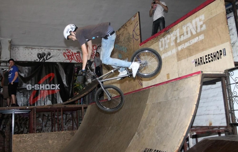 BMX verseny a Factory Arénában