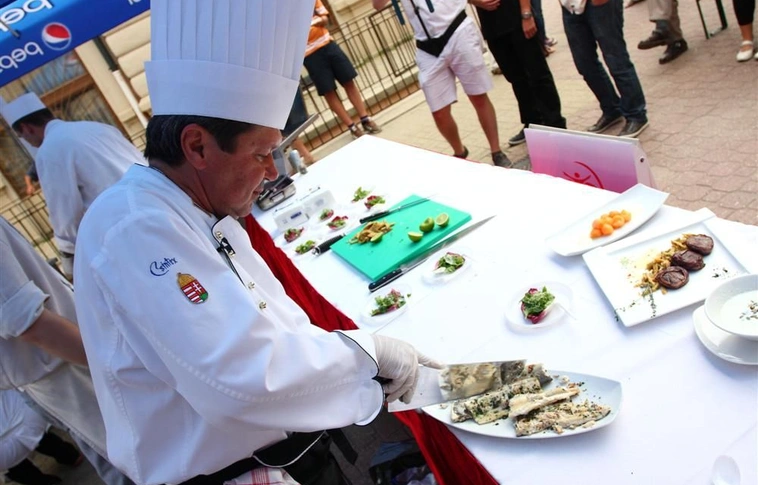 Gerilla grill az Erzsébet téren