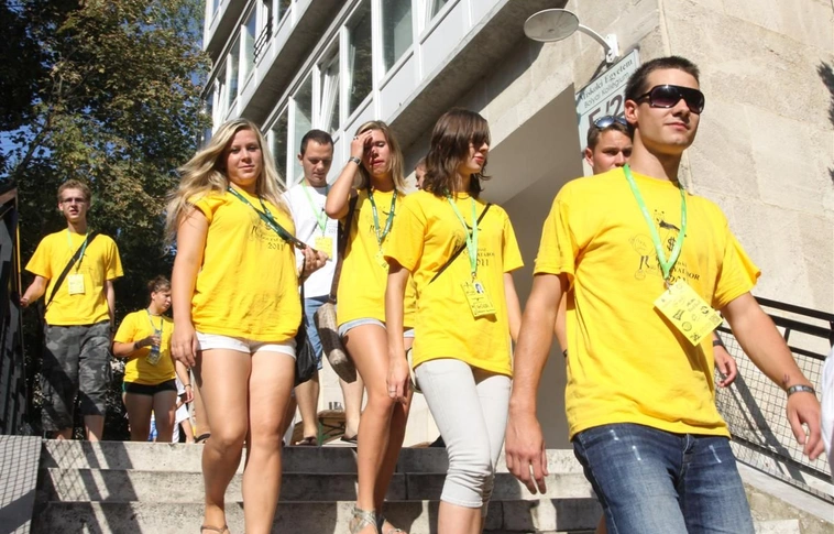 Megérkeztek a gólyák a Miskolci Egyetemre