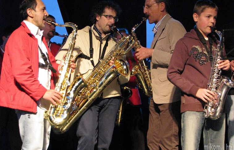 Szaxofonos kísérlet