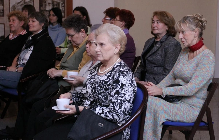 Ötórai tea a Miskolci Szalonzenekkarral a Művészetek Házában