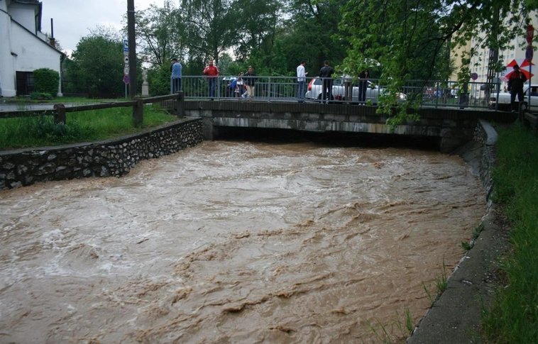 Elképesztő árhullám Diósgyőrben!