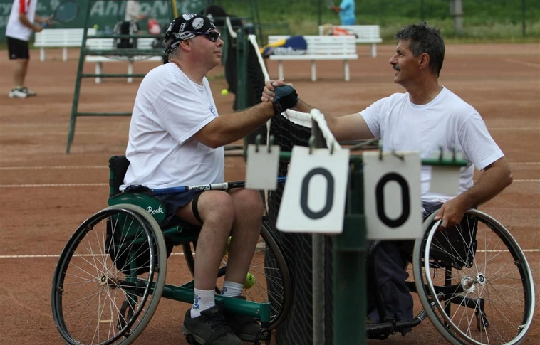 Miskolc Open 2010 kerekesszékes teniszbajnokság az egyetemi teniszpályán