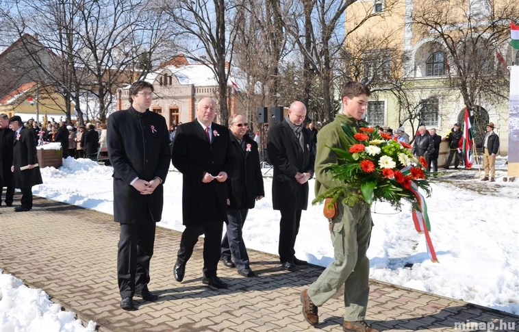 Március 15. koszorúzások a belvárosban