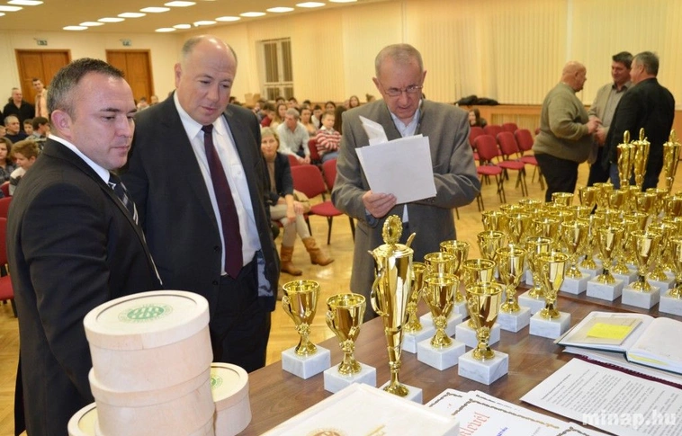 Évzárás és díjkiosztó az MVSC-nél