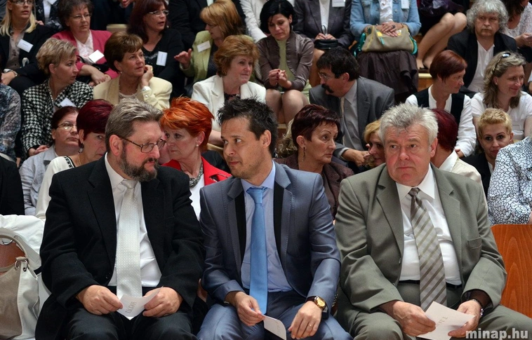 Pedagógusok köszöntése a Ferenci szakközépiskolában