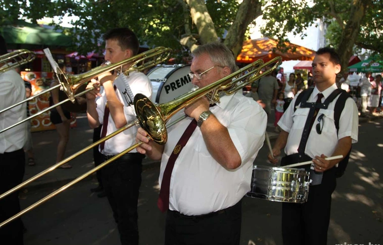 Promenád koncert Miskolctapolcán