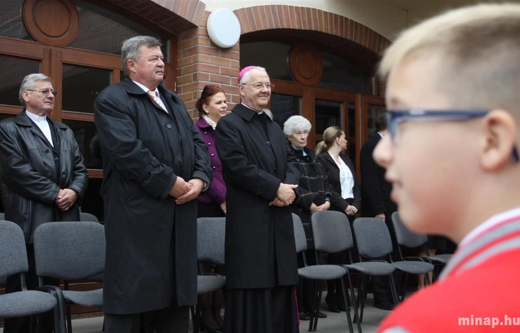 Megáldották a Szent Imre sportudvarát