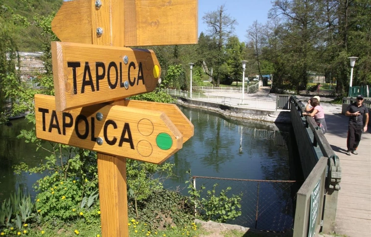 Túraútvonalakat avattak Tapolcán