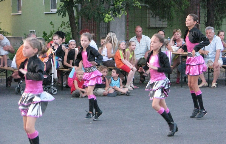 Utcabál a Martin-Kertvárosban