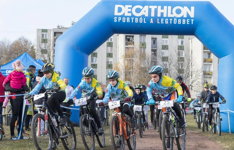 1. Decathlon Komlós Cross