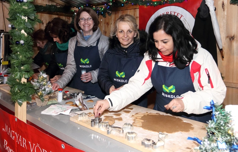 Megérkezett az Advent Miskolcra