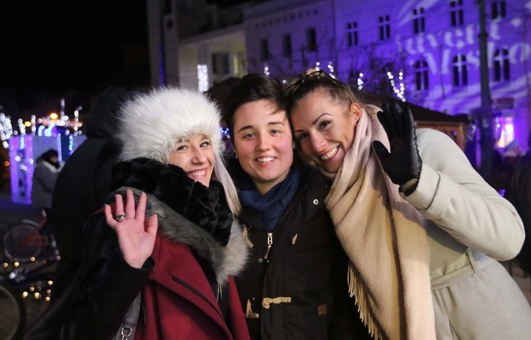 Adventi program a Szent István téren