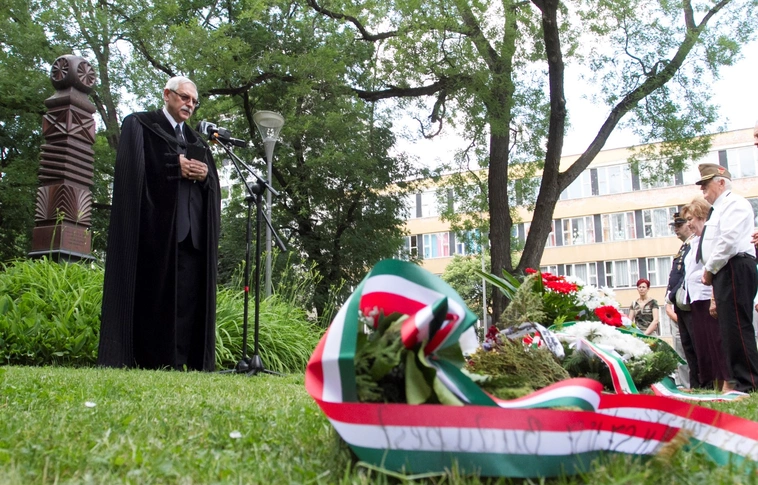 A doni hősökre emlékeztek