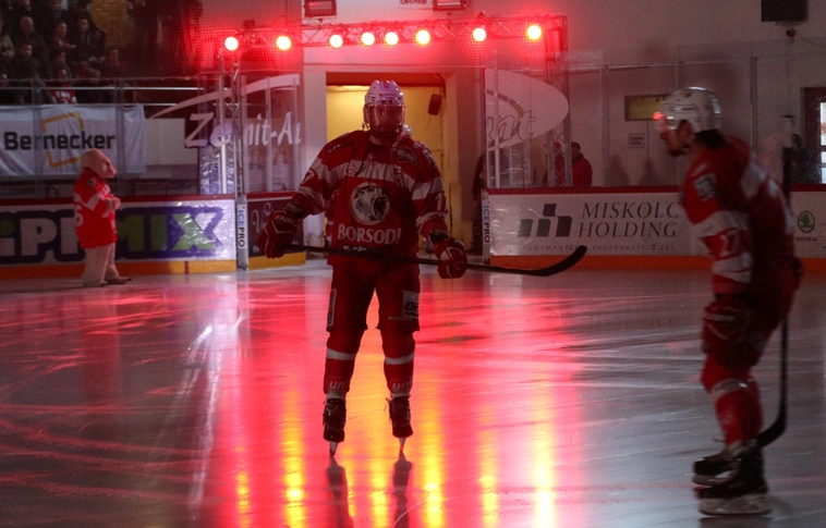 DVTK Jegesmedvék - MAC Budapest: 2-3