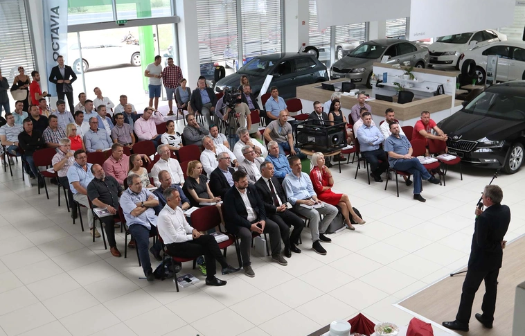 DVTK -  Jegesmedvék partnertalálkozó