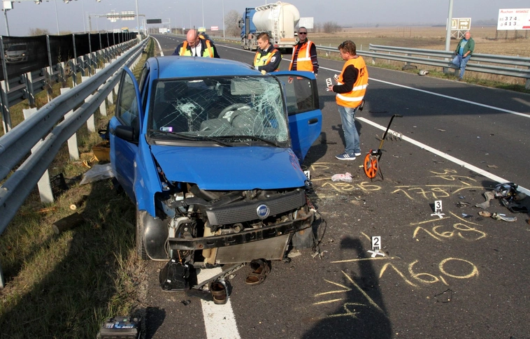 Szembe ment az M30-ason - frontális baleset